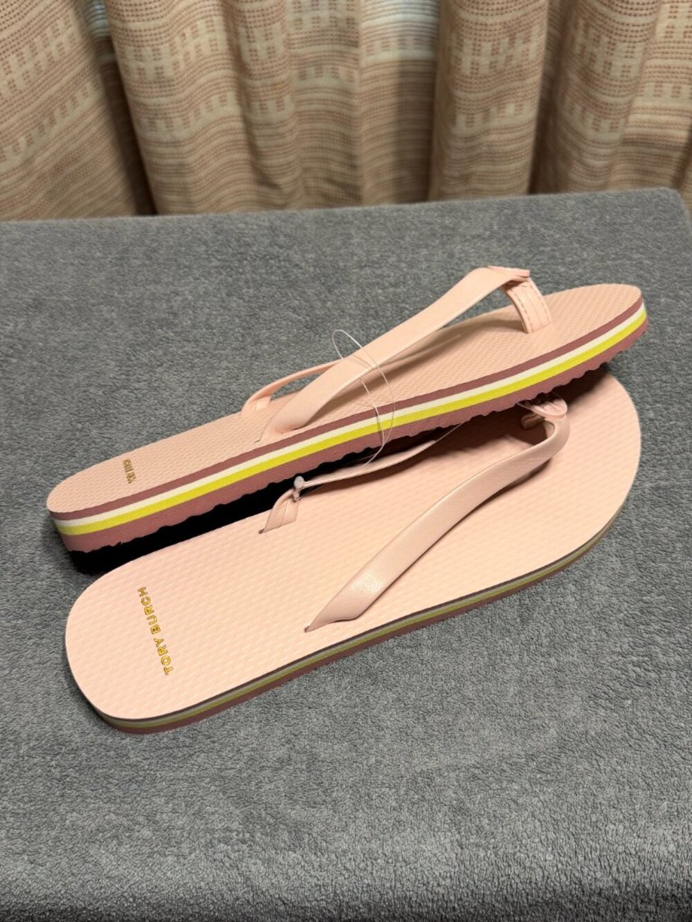 NWT Tory Burch 2022 Mini Minnie Flip-Flops in Porcelain Pink - Size 8 - Picture 6 of 6